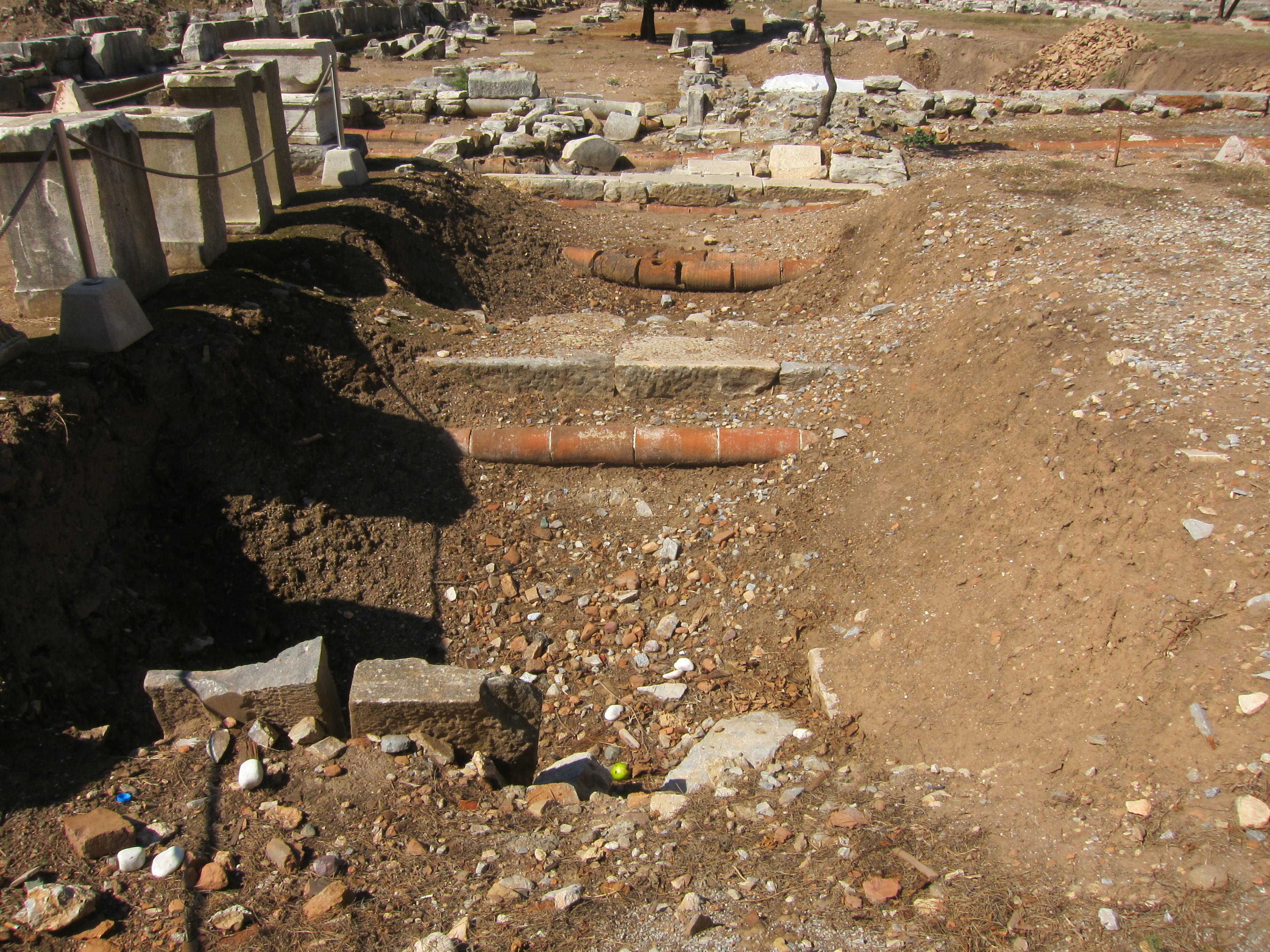 Clay pipes Clay pipes buried under the Upper Agora; just one of many notable
features hidden amongst the monumental buildings at Ephesus.
