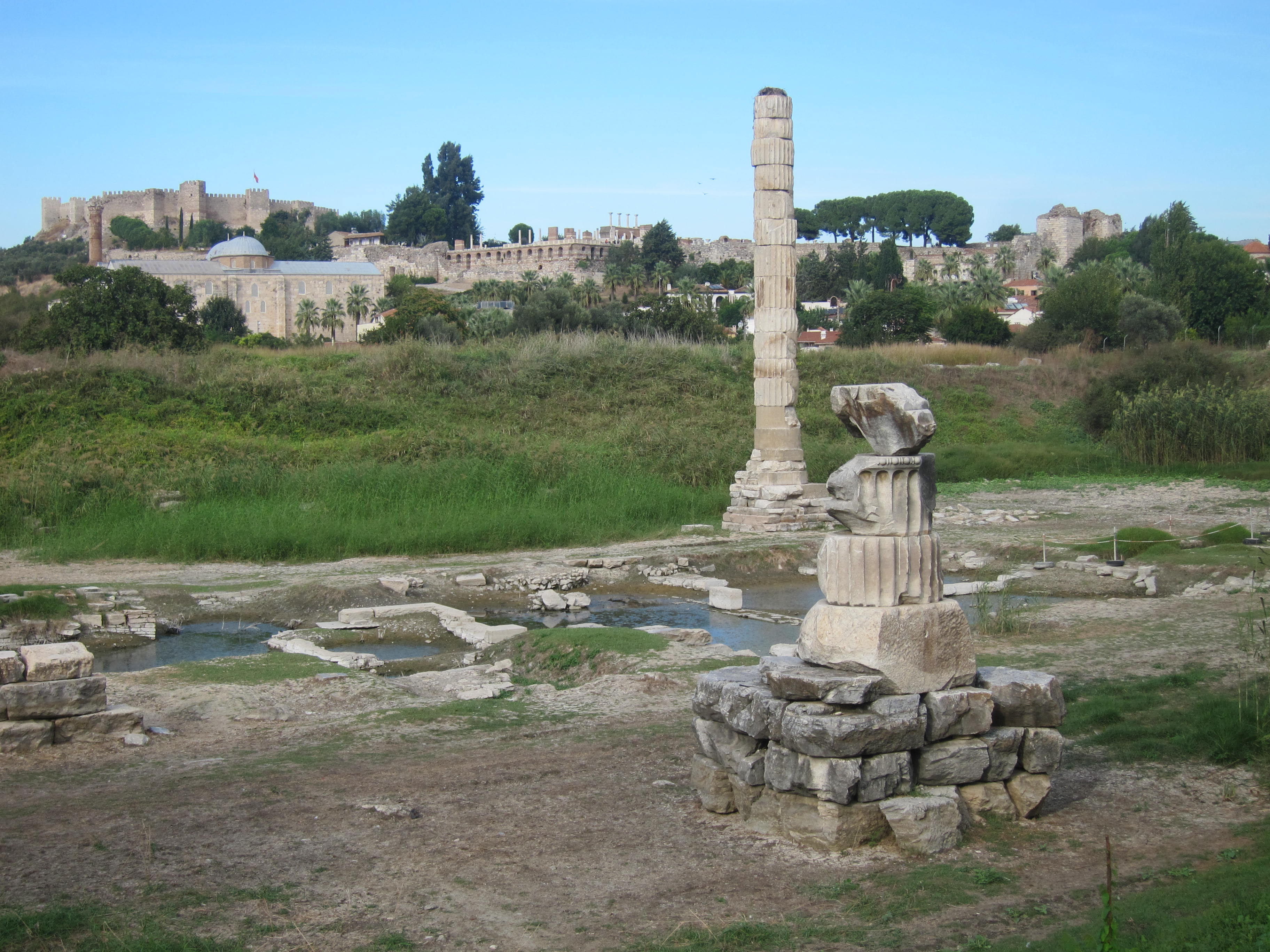 Temple of Artemis Remains of the Temple of Artemis at Ephesus - one of the Seven Wonders
of the Ancient World.